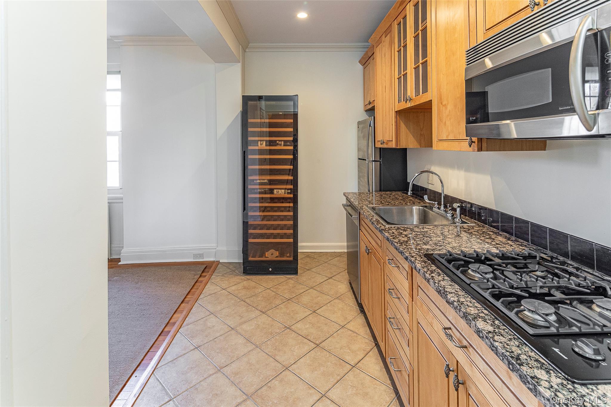 Coop Tanglewylde  Westchester County, NY 10708, MLS-956171-17