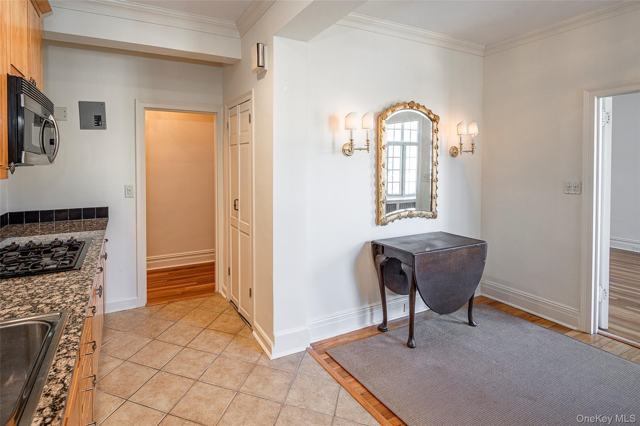 Coop Tanglewylde  Westchester County, NY 10708, MLS-956171-19