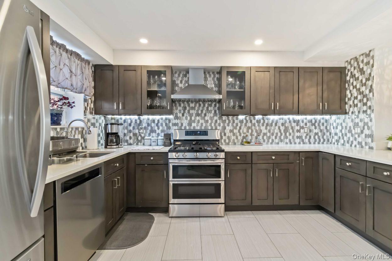 Single Family 80th  Queens, NY 11370, MLS-956196-12