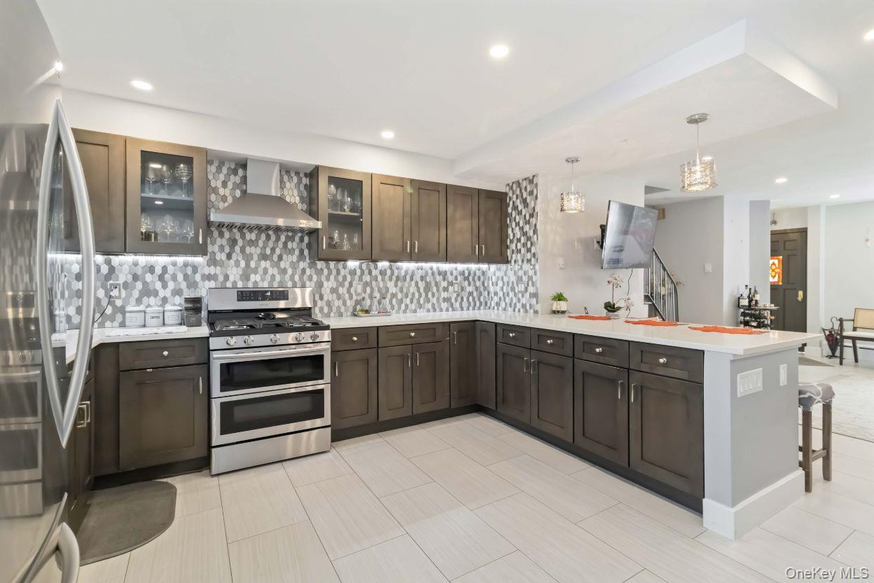 Single Family 80th  Queens, NY 11370, MLS-956196-13