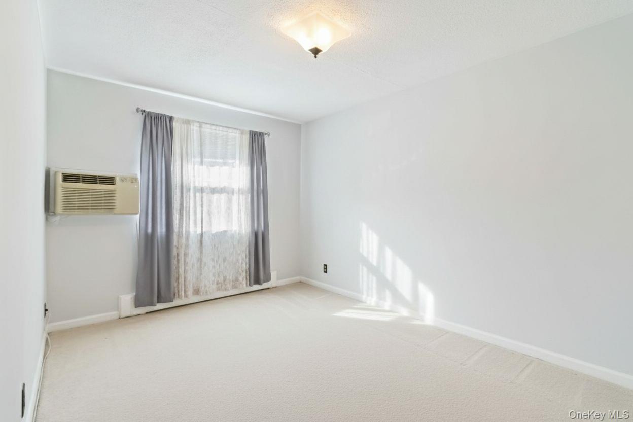 Single Family 80th  Queens, NY 11370, MLS-956196-18