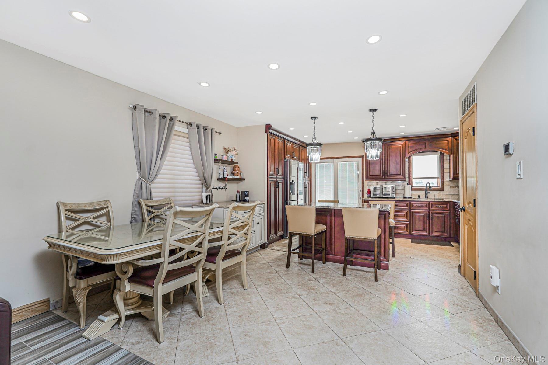 Single Family 70th  Brooklyn, NY 11234, MLS-956230-9