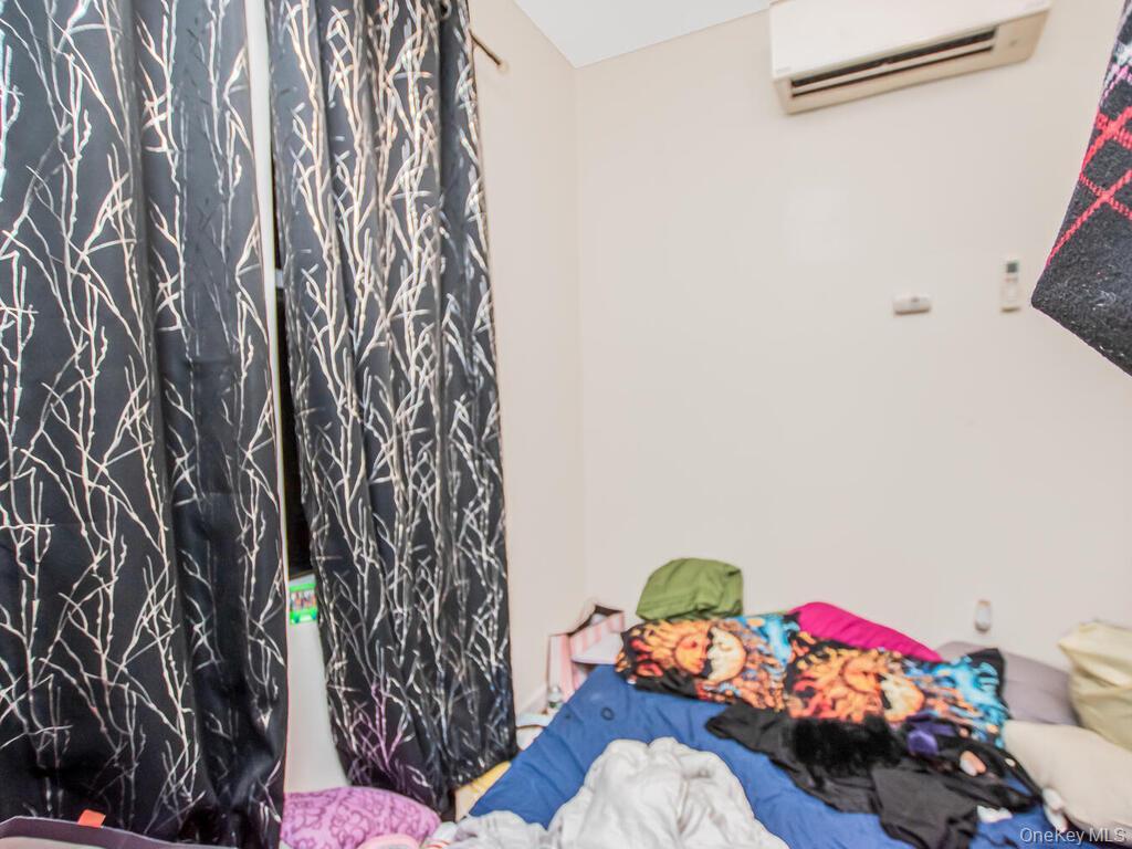 Single Family White Plains Bronx, NY 10462, MLS-956257-10