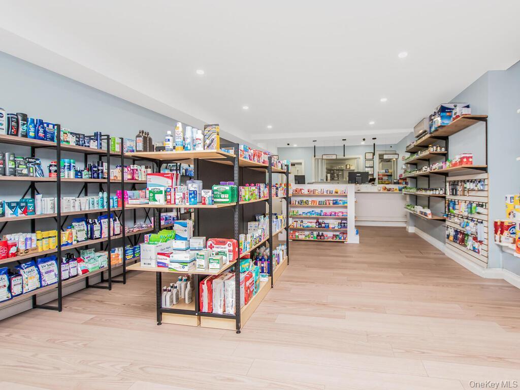 Single Family White Plains Bronx, NY 10462, MLS-956257-23