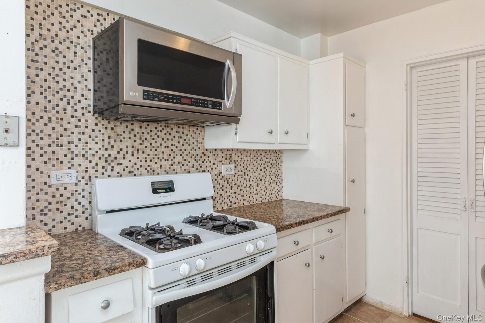 Coop 60  Queens, NY 11368, MLS-956264-6