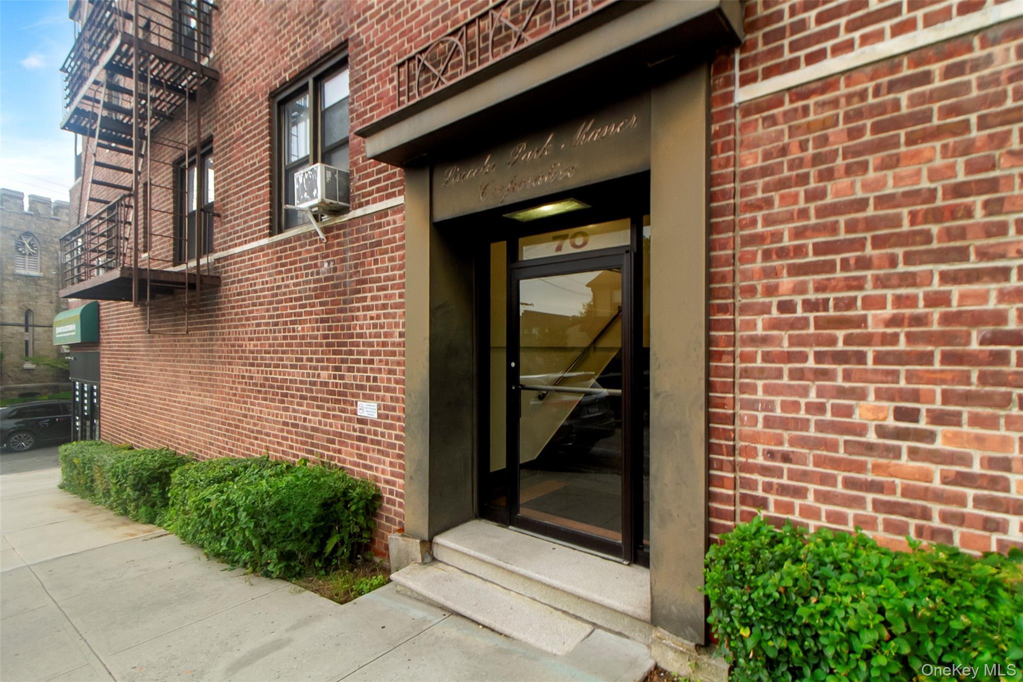 Coop Sherman  Westchester County, NY 10705, MLS-956280-3