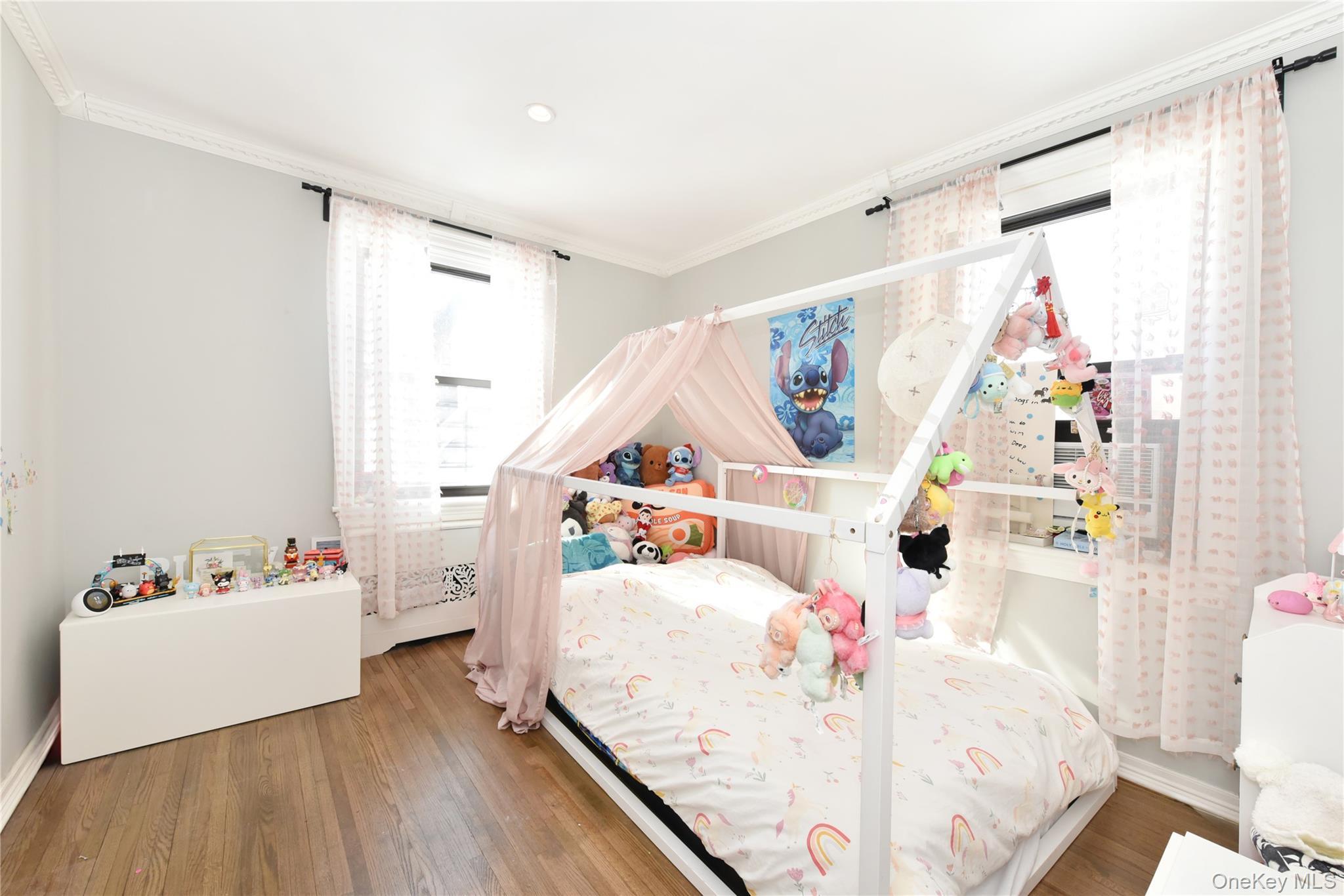 Coop 75th  Queens, NY 11364, MLS-956330-11