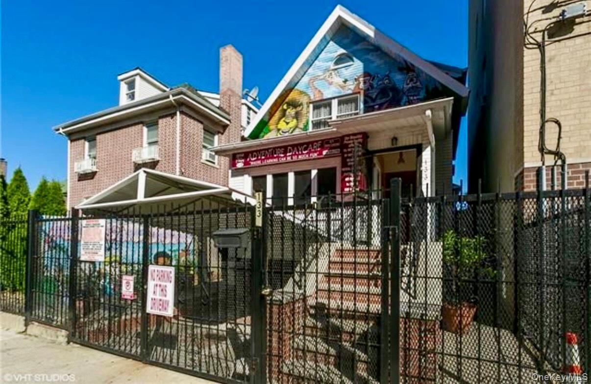 Single Family 195th Bronx, NY 10468, MLS-956334-2