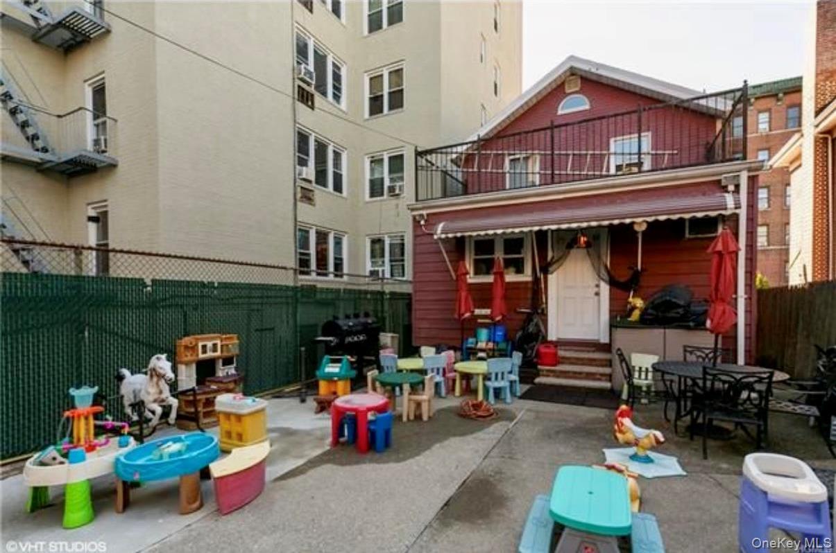 Single Family 195th  Bronx, NY 10468, MLS-956334-9