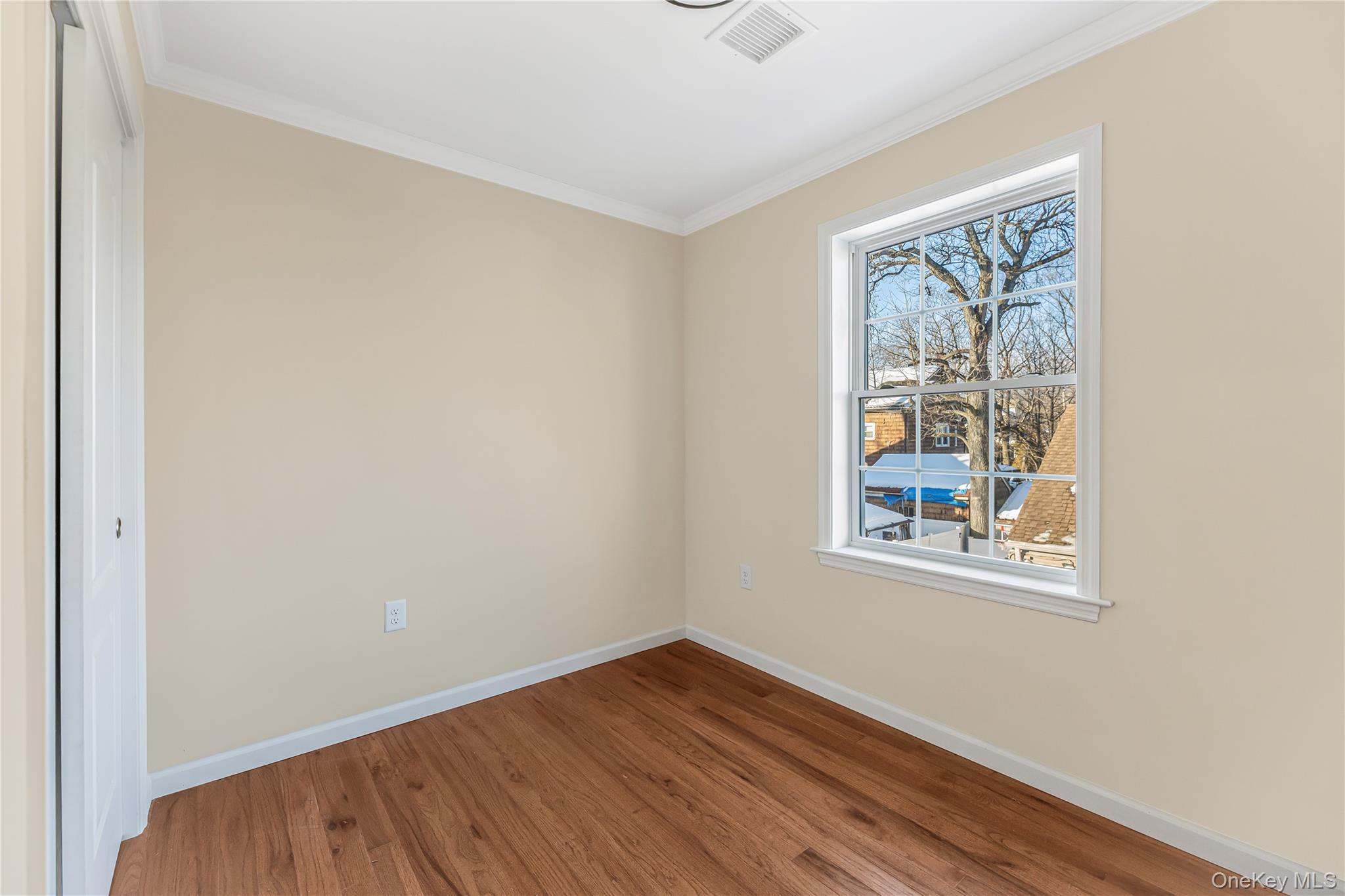 Single Family E 4th Street Westchester County, NY 10553, MLS-956341-18