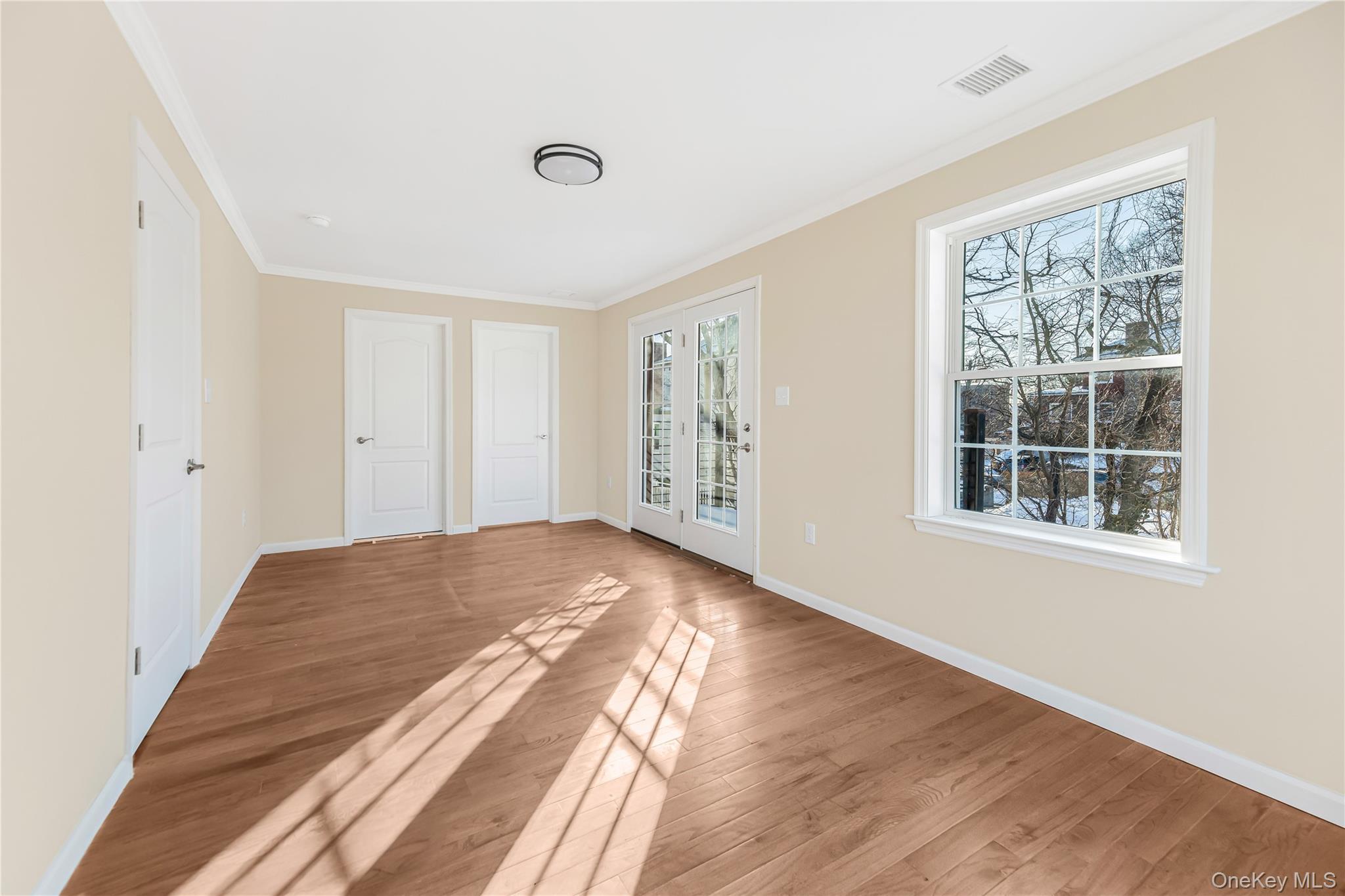 Single Family E 4th Street Westchester County, NY 10553, MLS-956341-8