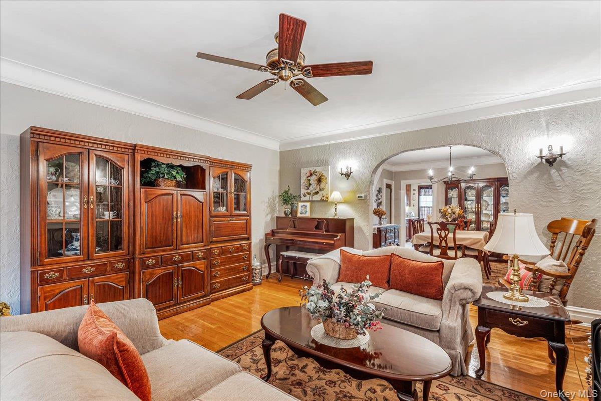 Single Family 166th Queens, NY 11358, MLS-956350-4