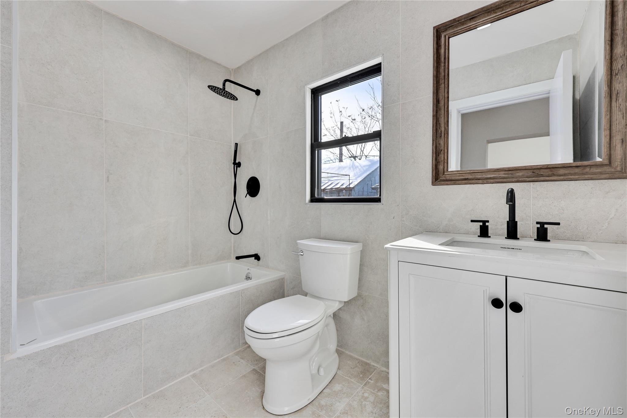Single Family East 221 Bronx, NY 10469, MLS-956380-12