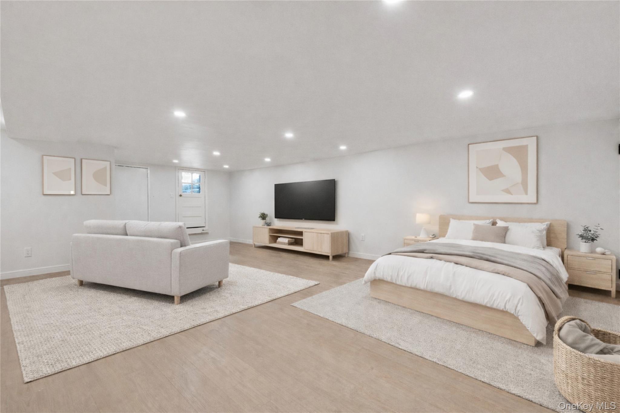 Single Family East 221 Bronx, NY 10469, MLS-956380-14
