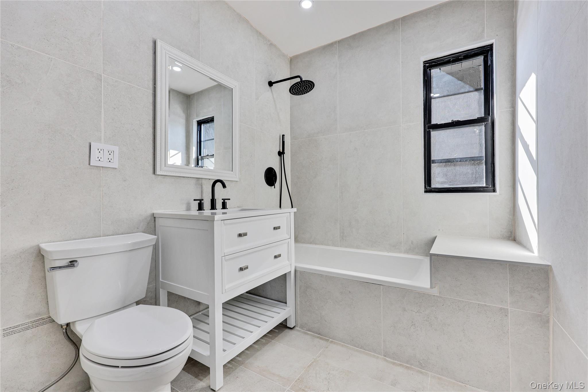 Single Family East 221 Bronx, NY 10469, MLS-956380-27