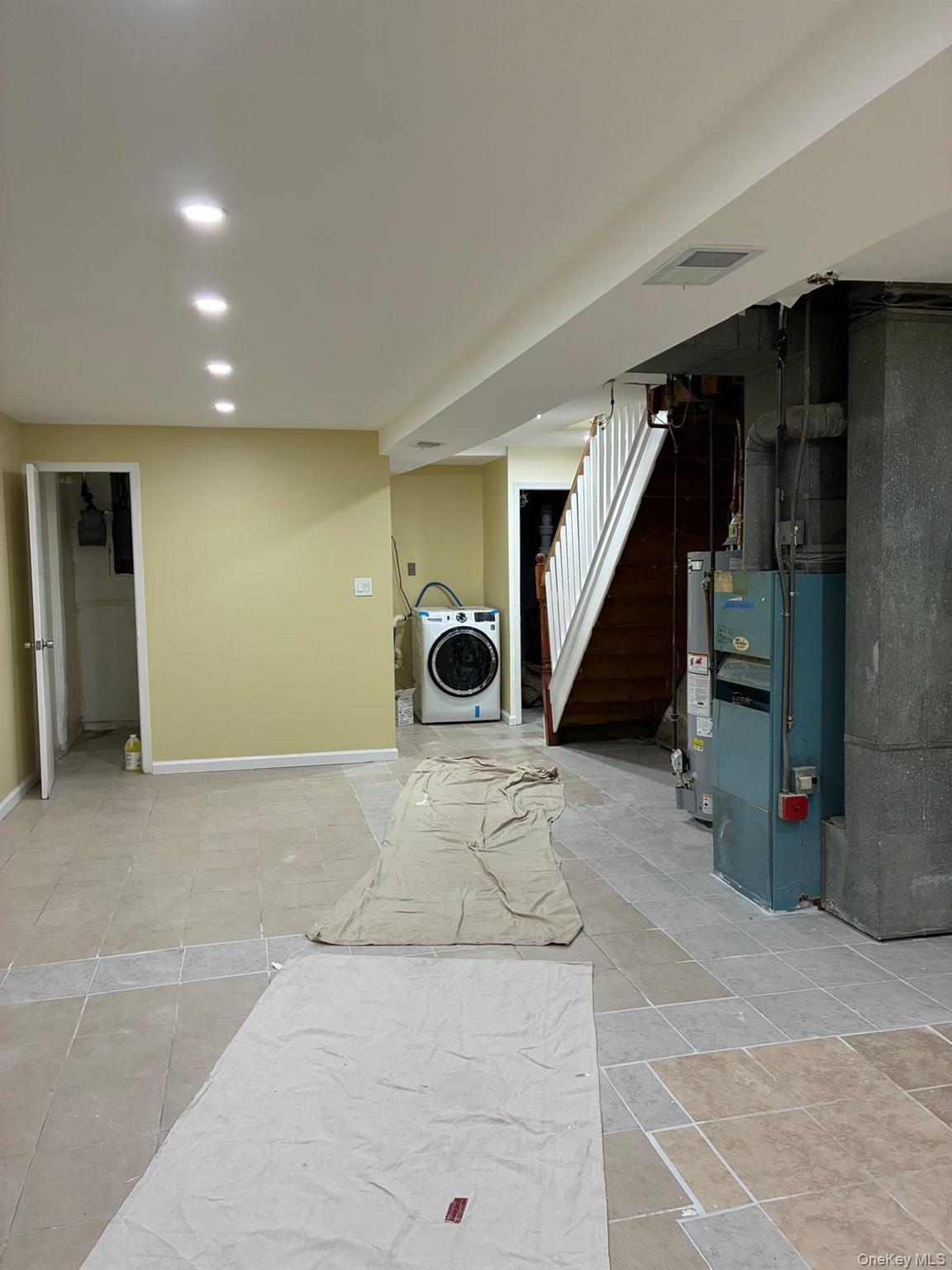 Single Family Springfield  Queens, NY 11413, MLS-956419-11