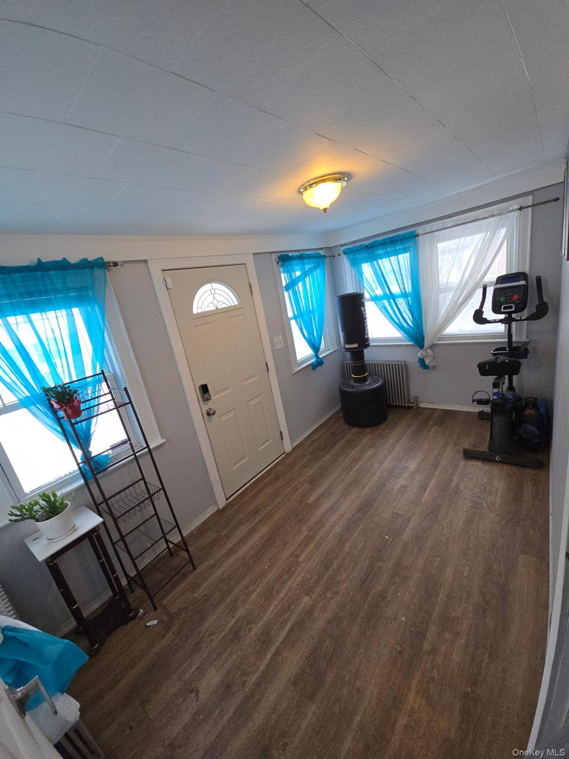 Single Family Edson  Bronx, NY 10466, MLS-956425-8