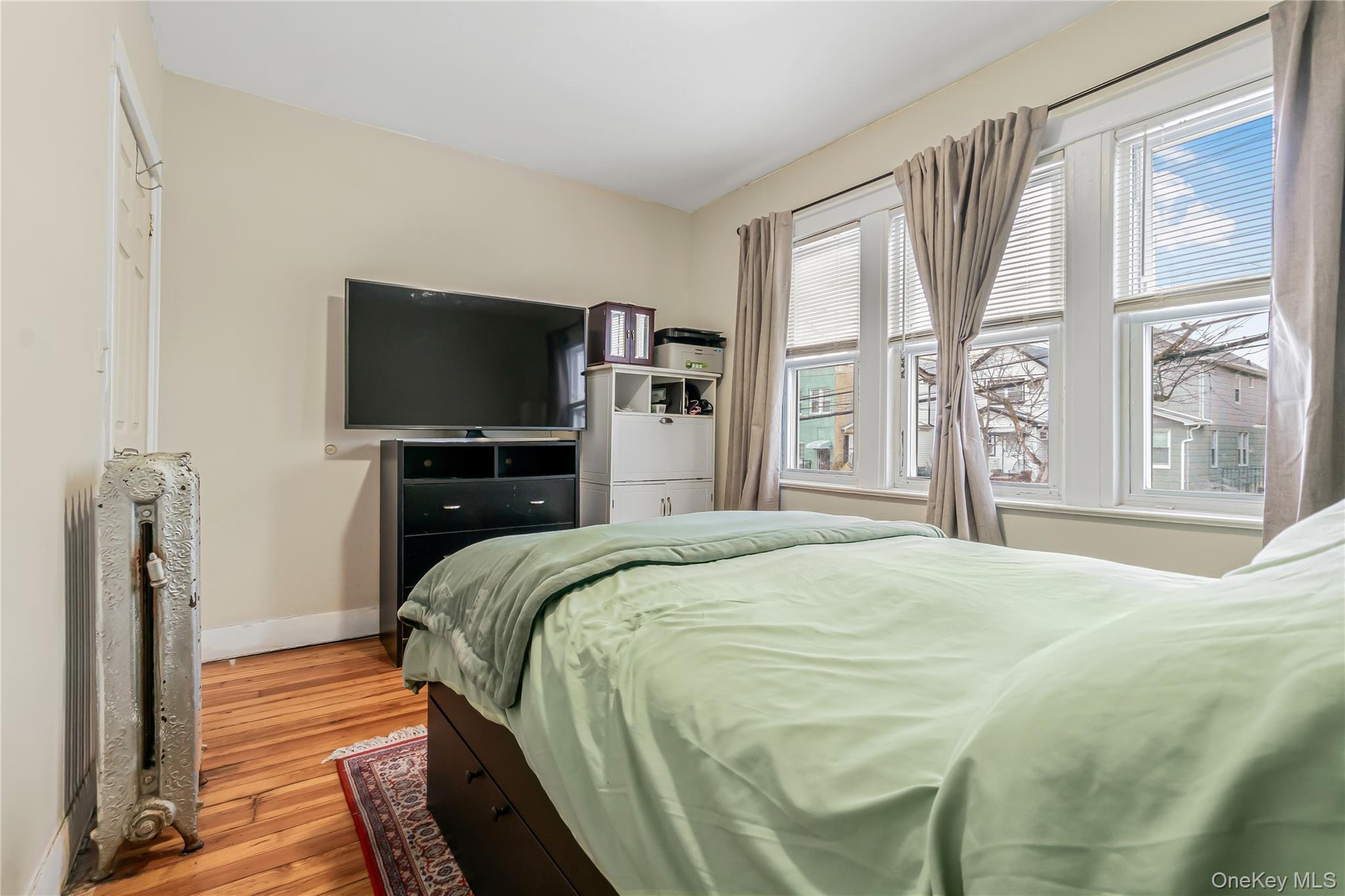 Single Family Sutter  Queens, NY 11417, MLS-956432-20