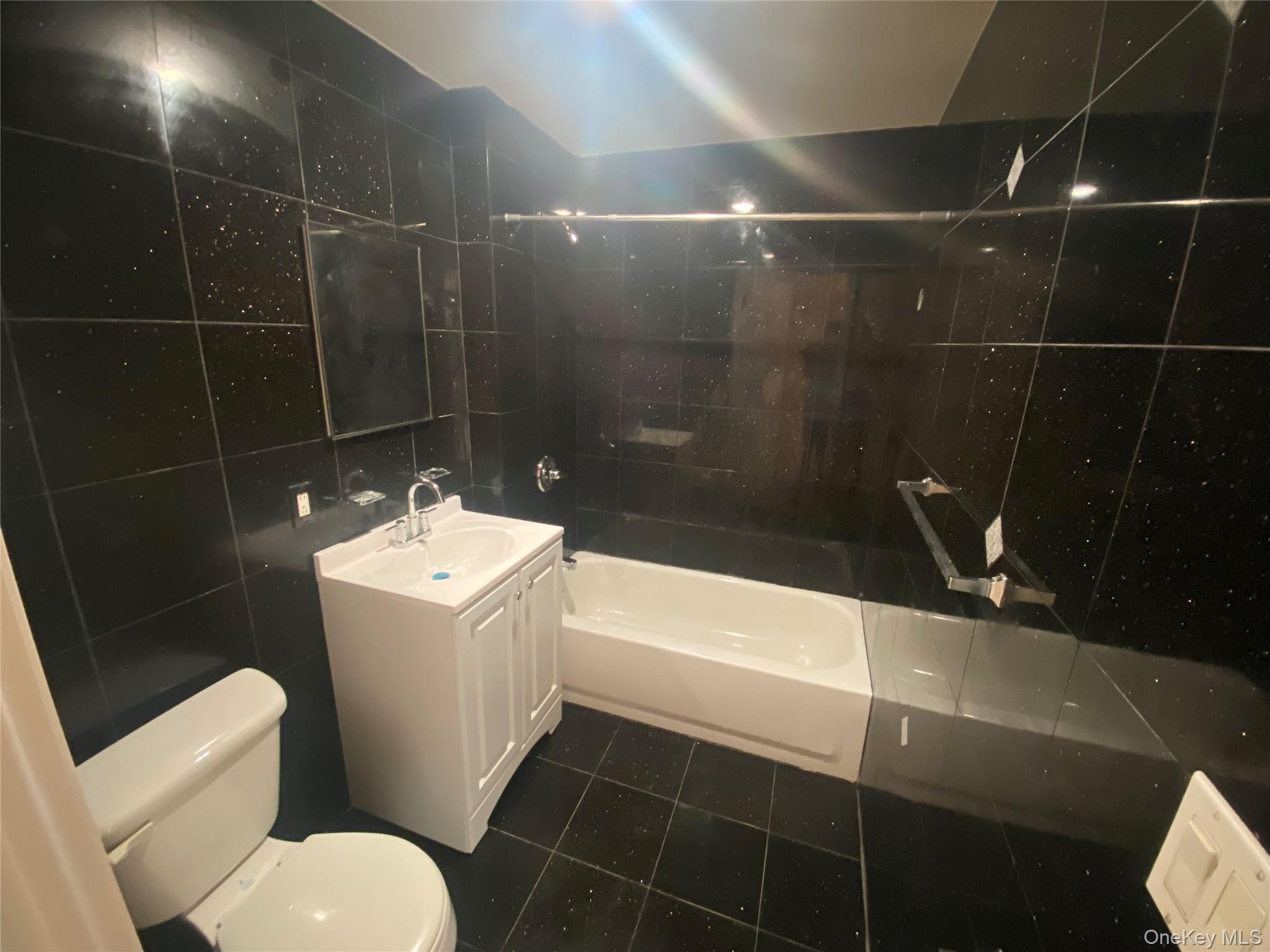 Condo Cherry  Queens, NY 11355, MLS-956496-14