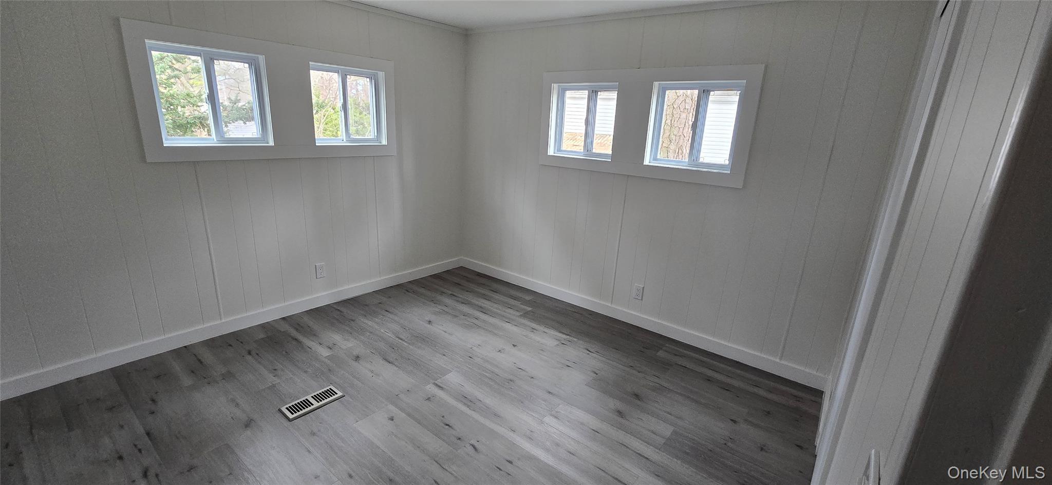 Single Family Riverleigh Ave Unit 116  Suffolk County, NY 11901, MLS-956516-10