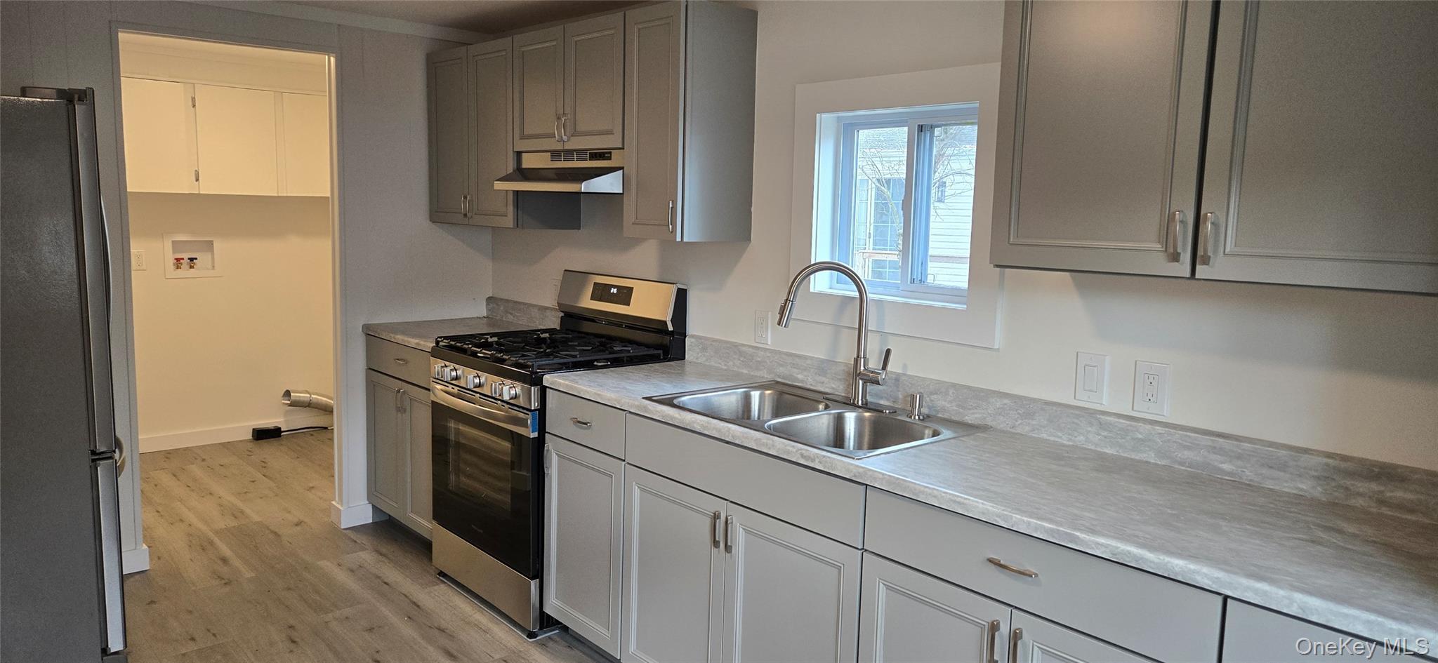 Single Family Riverleigh Ave Unit 116  Suffolk County, NY 11901, MLS-956516-11