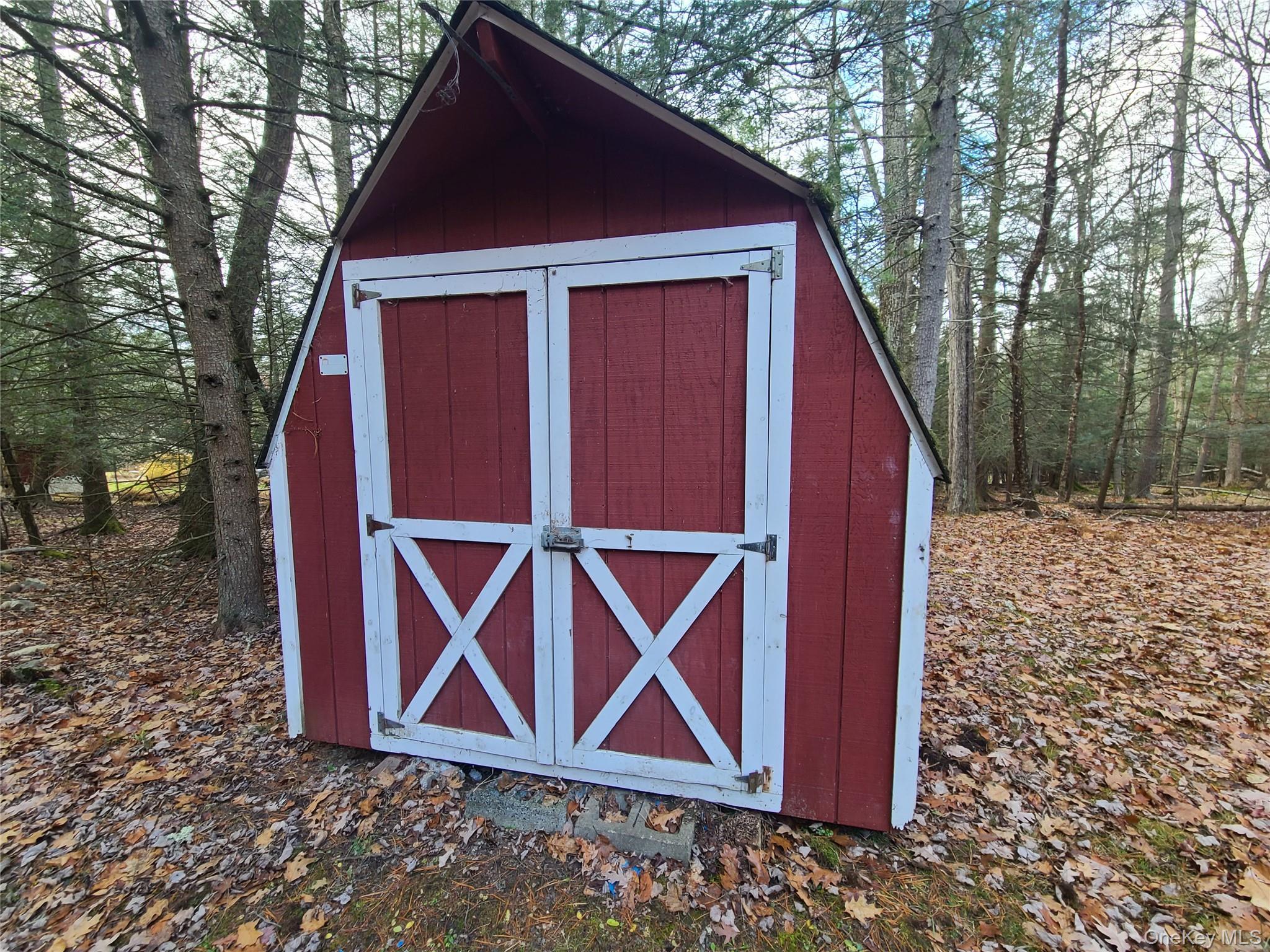 Single Family Park  Sullivan County, NY 12792, MLS-956608-25