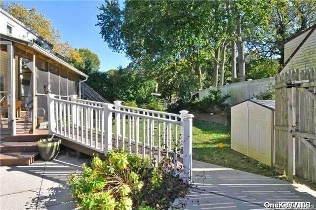 Single Family Murdock Street Suffolk County, NY 11746, MLS-956651-15