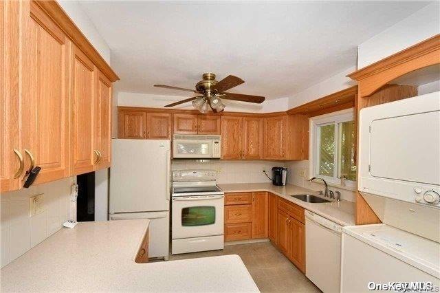 Single Family Murdock Street Suffolk County, NY 11746, MLS-956651-3