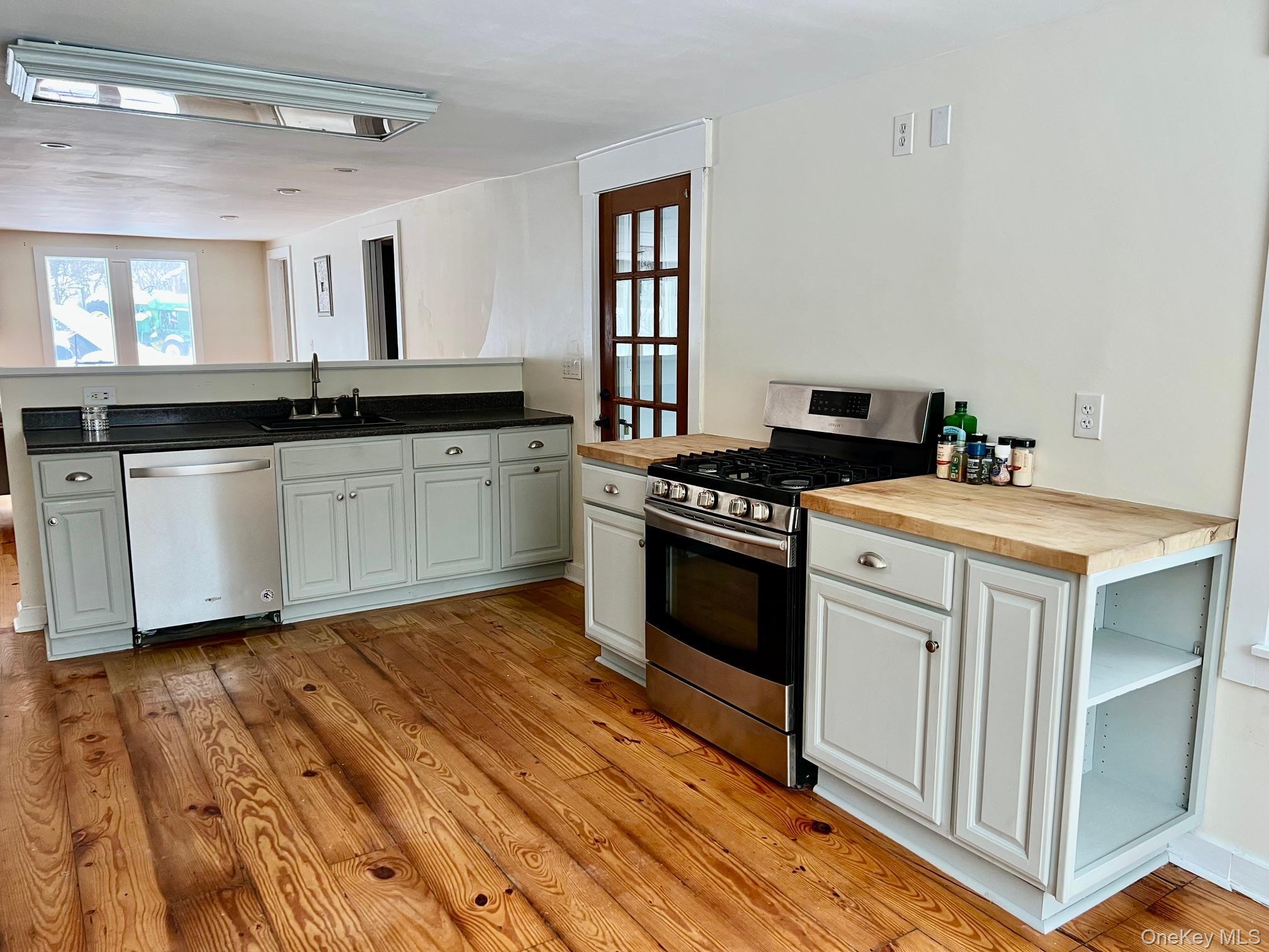 Single Family Salt Point  Dutchess County, NY 12569, MLS-956697-5