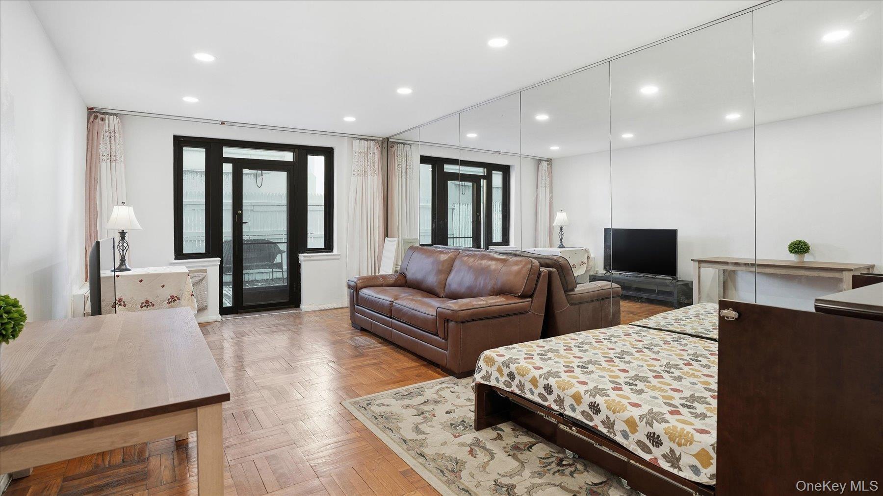 Coop Grace Nassau County, NY 11021, MLS-956719-5