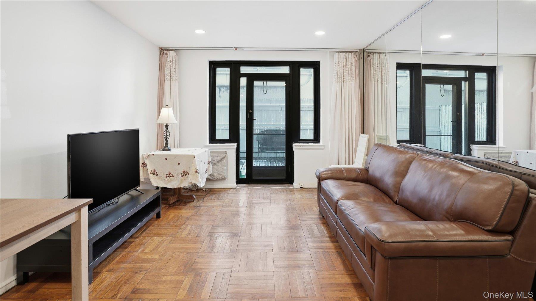 Coop Grace Nassau County, NY 11021, MLS-956719-7