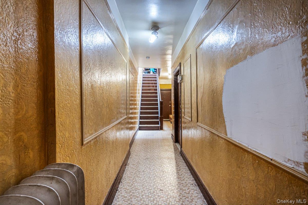 Single Family Saint Peters  Bronx, NY 10461, MLS-956739-28