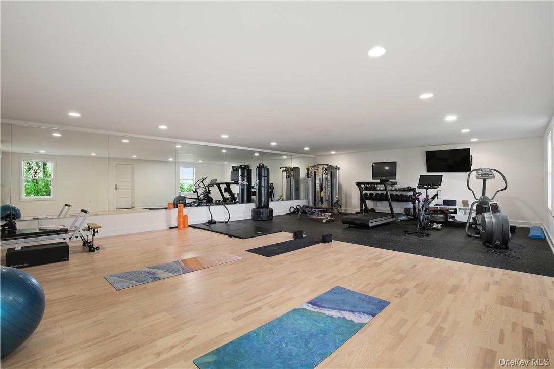 Single Family Sarosca Farm Lane  Westchester County, NY 10577, MLS-956753-26