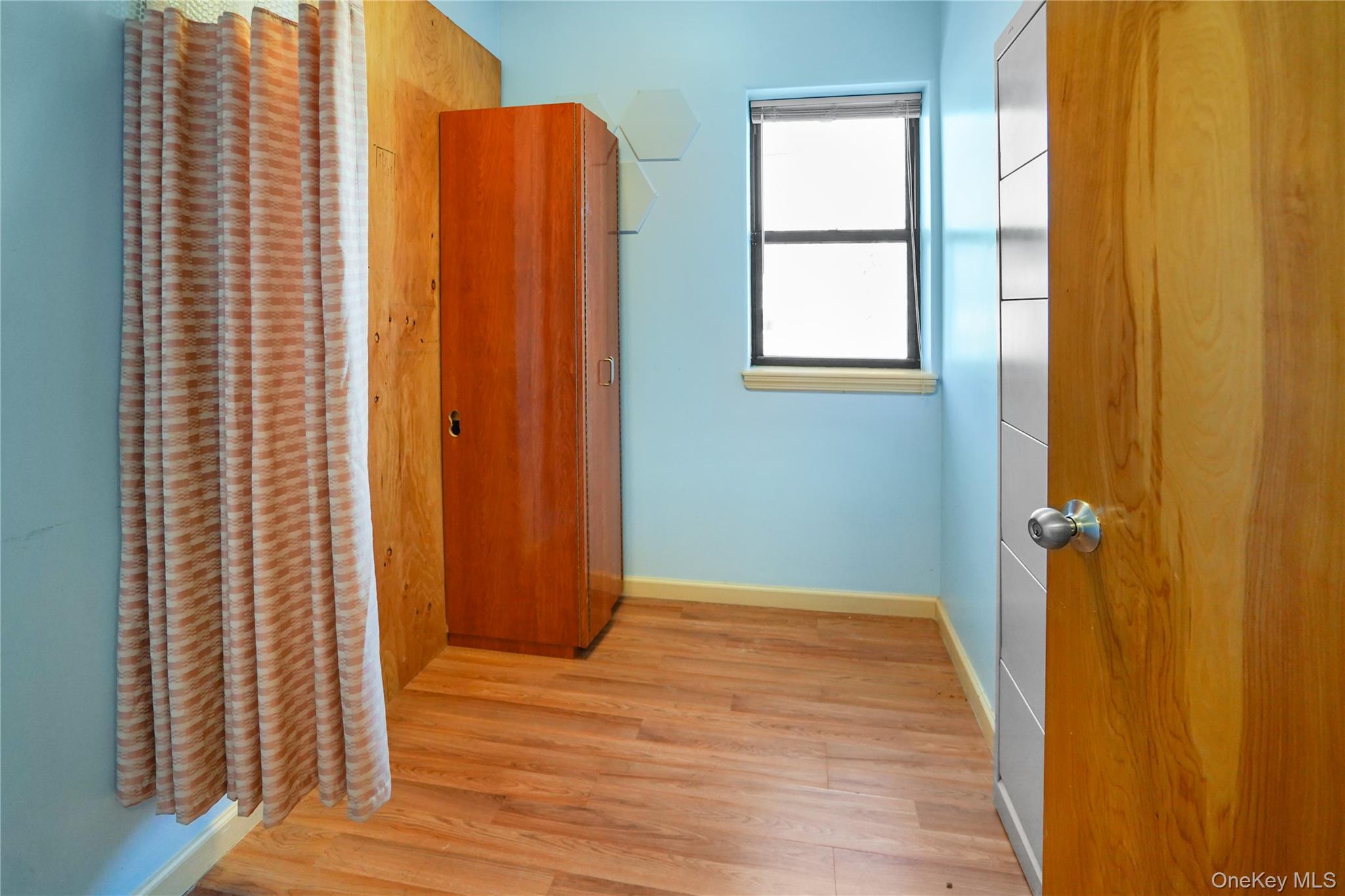 Commercial Lease 78th  Queens, NY 11366, MLS-956815-12