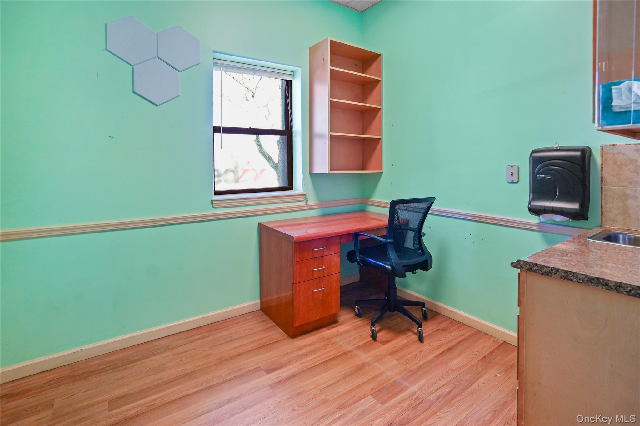 Commercial Lease 78th  Queens, NY 11366, MLS-956815-2