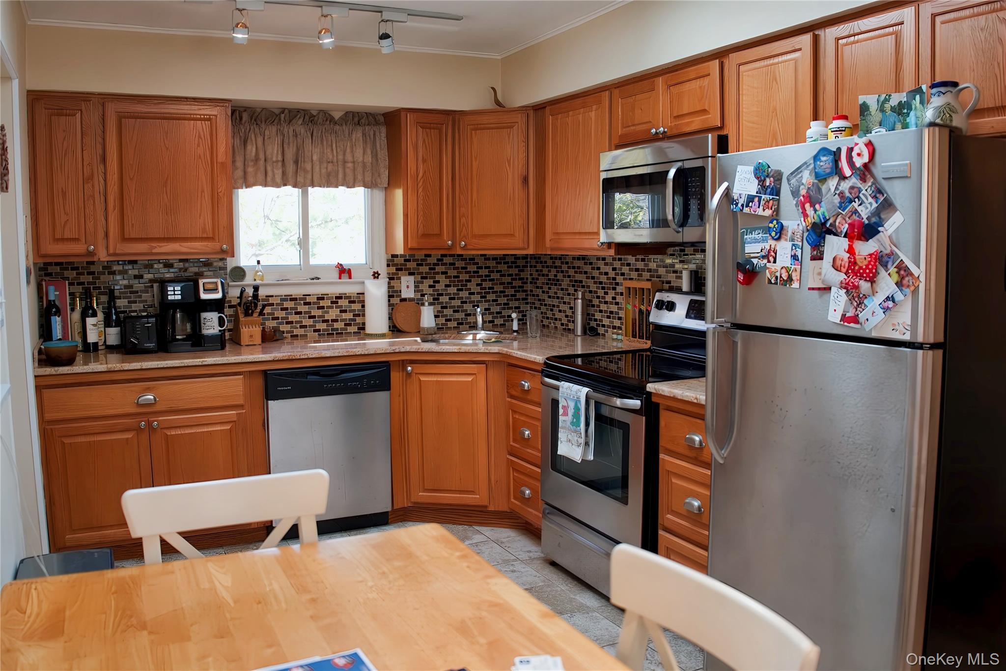 Single Family Lakeside Trail Suffolk County, NY 11961, MLS-956839-3
