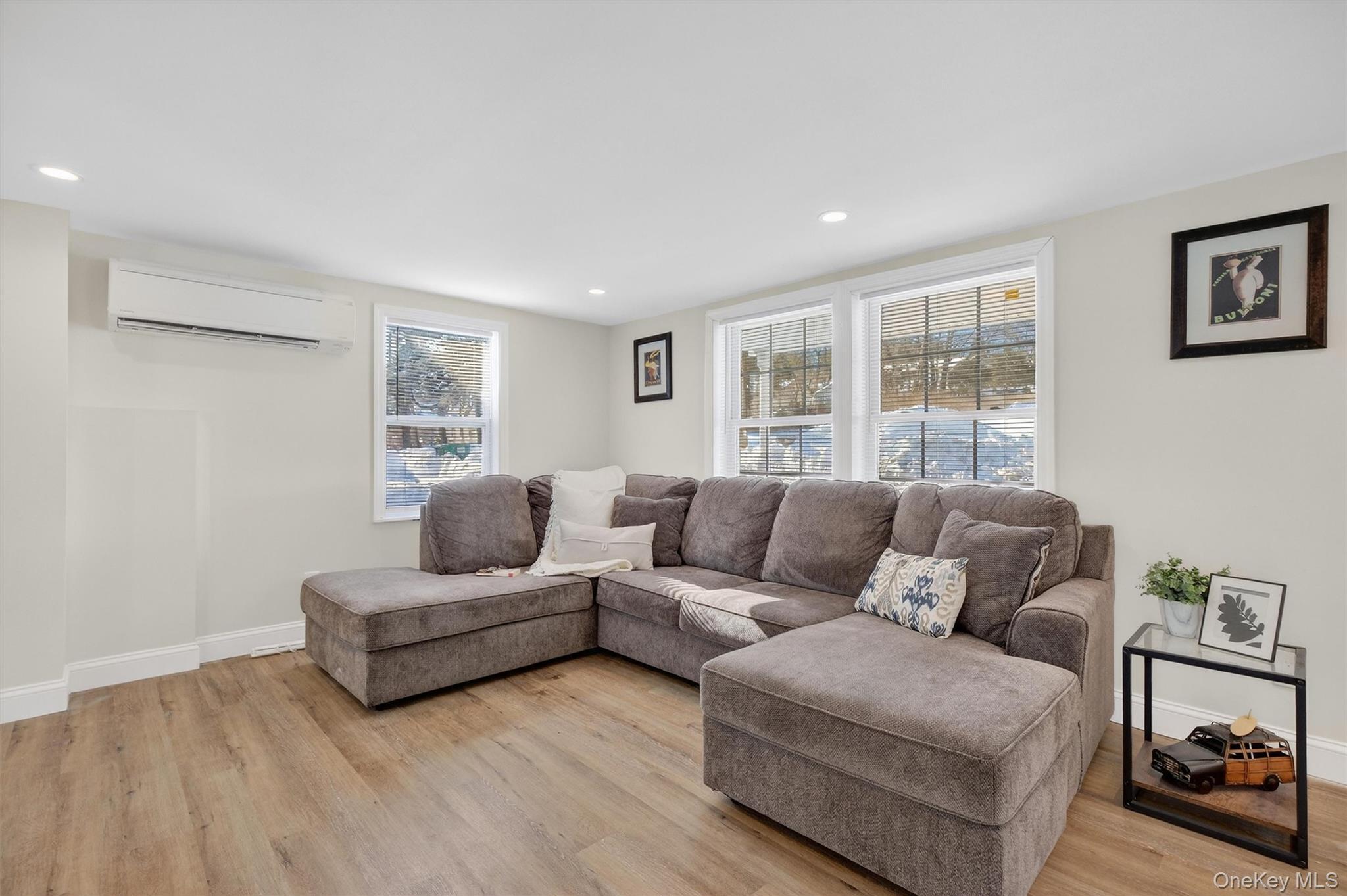 Single Family Grand  Ulster County, NY 12542, MLS-956840-4