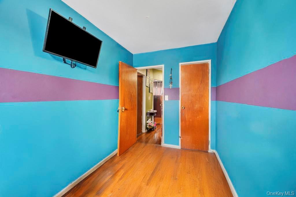 Single Family Hendrix  Brooklyn, NY 11207, MLS-956857-20