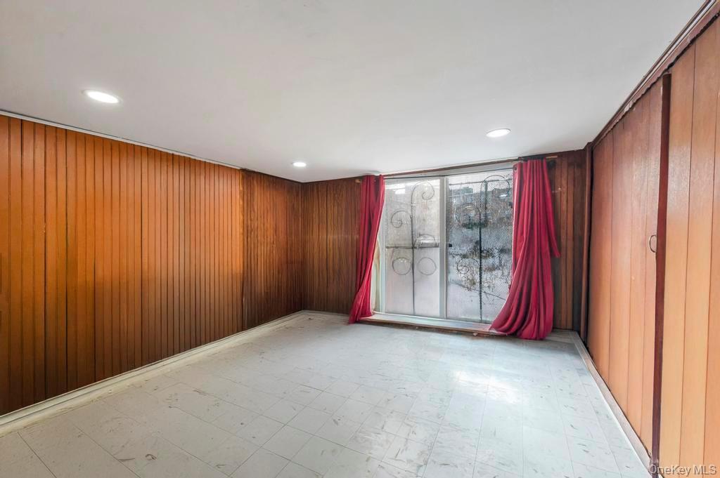 Single Family Hendrix  Brooklyn, NY 11207, MLS-956857-29