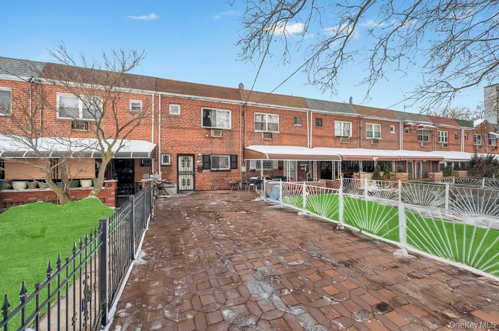 Single Family Hendrix  Brooklyn, NY 11207, MLS-956857-3