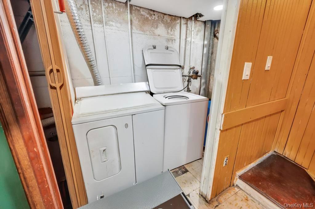 Single Family Hendrix  Brooklyn, NY 11207, MLS-956857-32