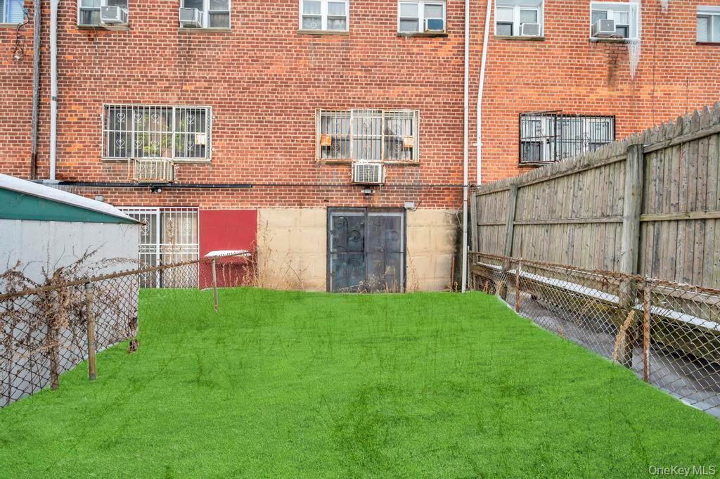 Single Family Hendrix  Brooklyn, NY 11207, MLS-956857-6