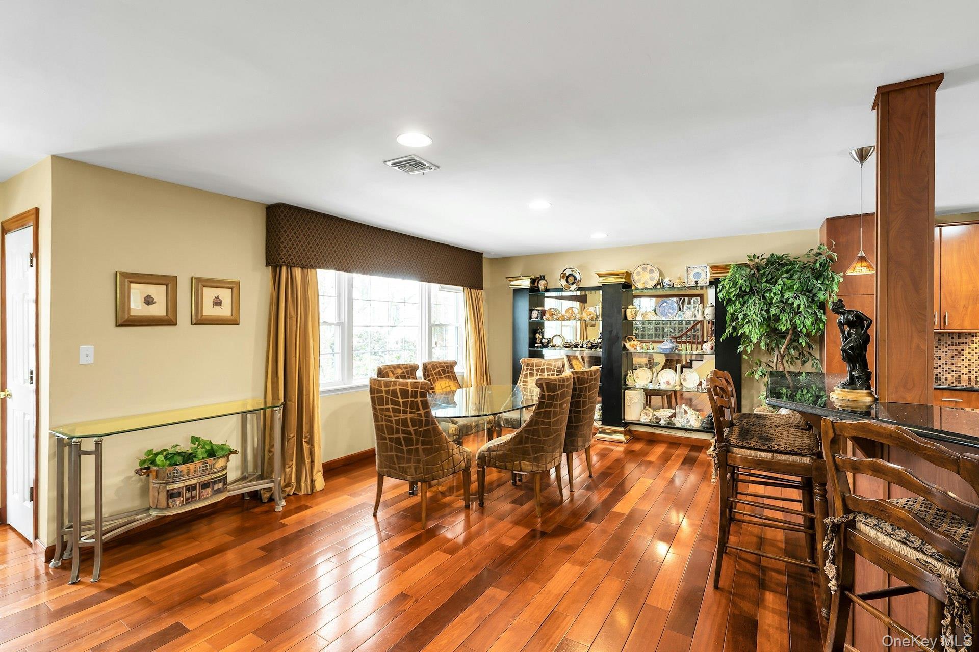 Single Family Ripley Nassau County, NY 11566, MLS-956874-11