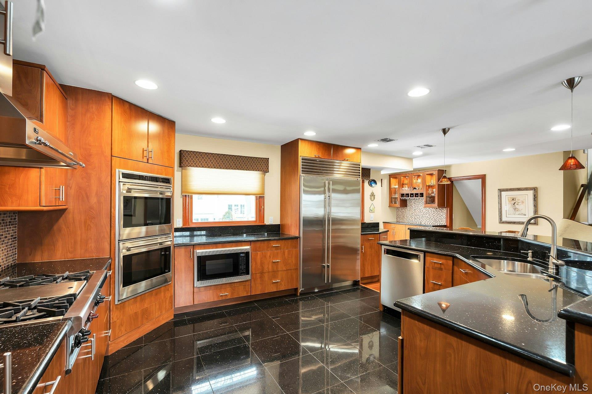 Single Family Ripley Nassau County, NY 11566, MLS-956874-16