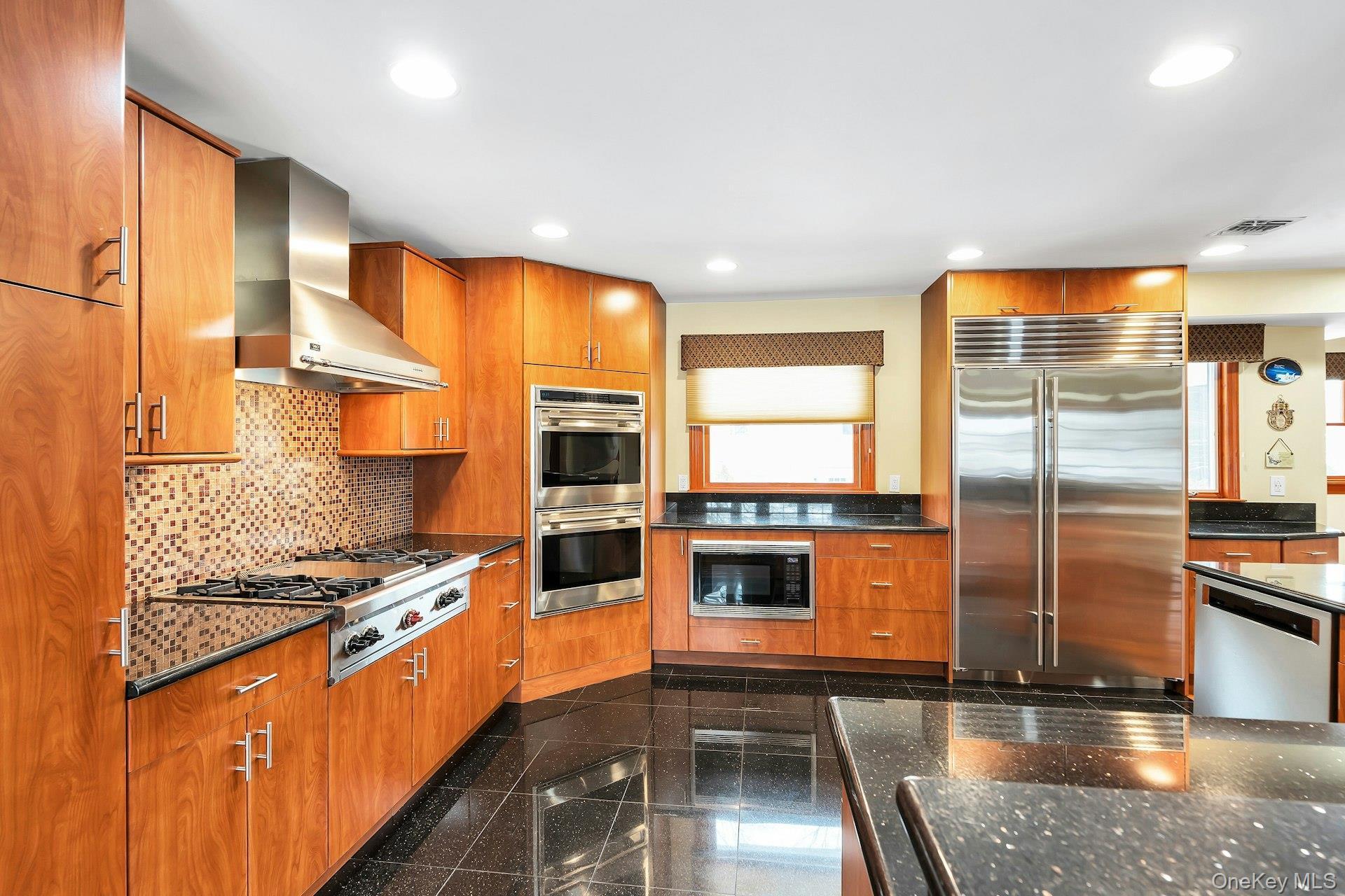 Single Family Ripley Nassau County, NY 11566, MLS-956874-17
