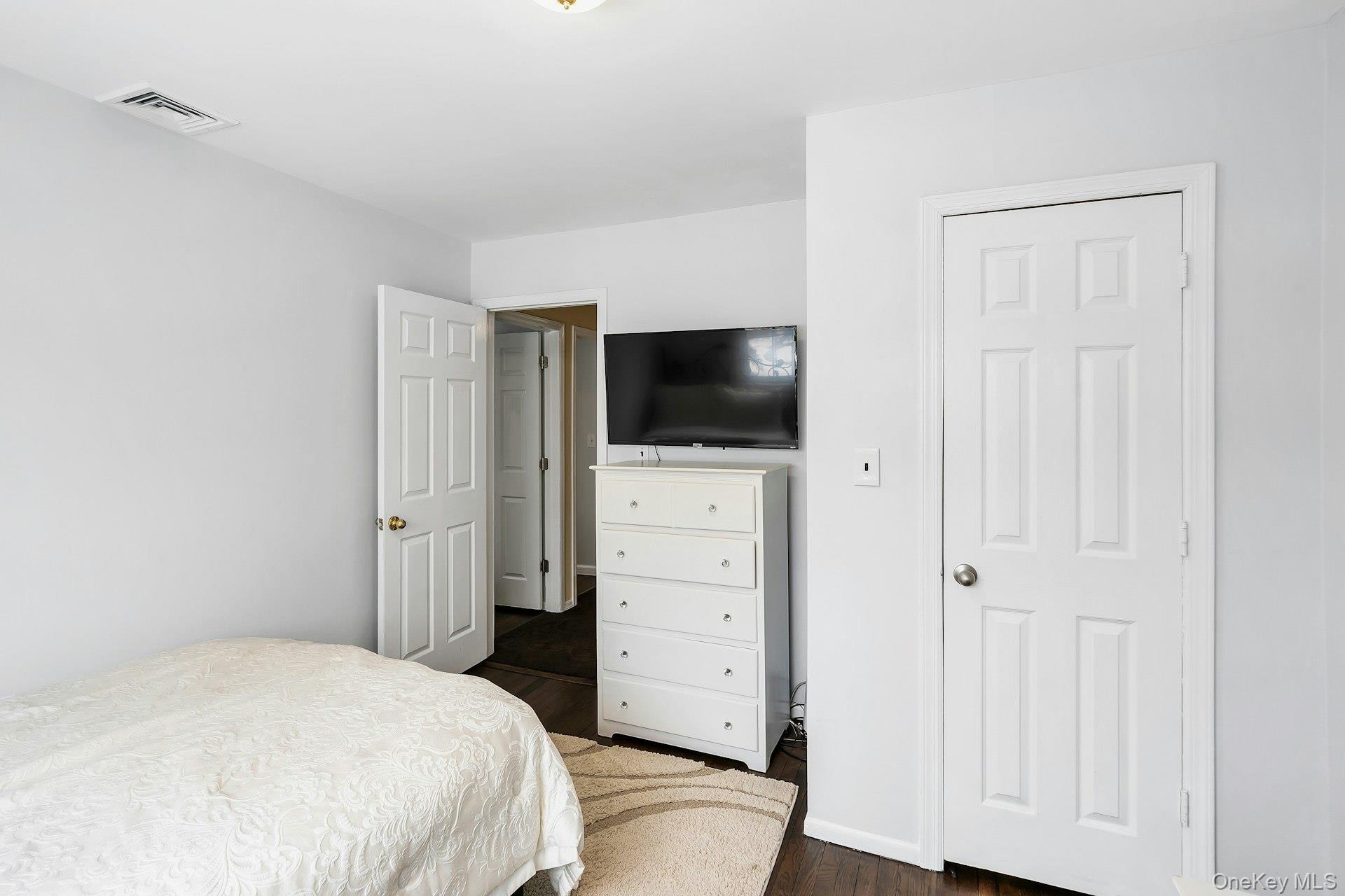 Single Family Ripley Nassau County, NY 11566, MLS-956874-36