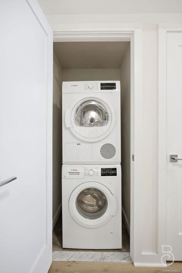 Condo 30th Queens, NY 11102, MLS-956876-11