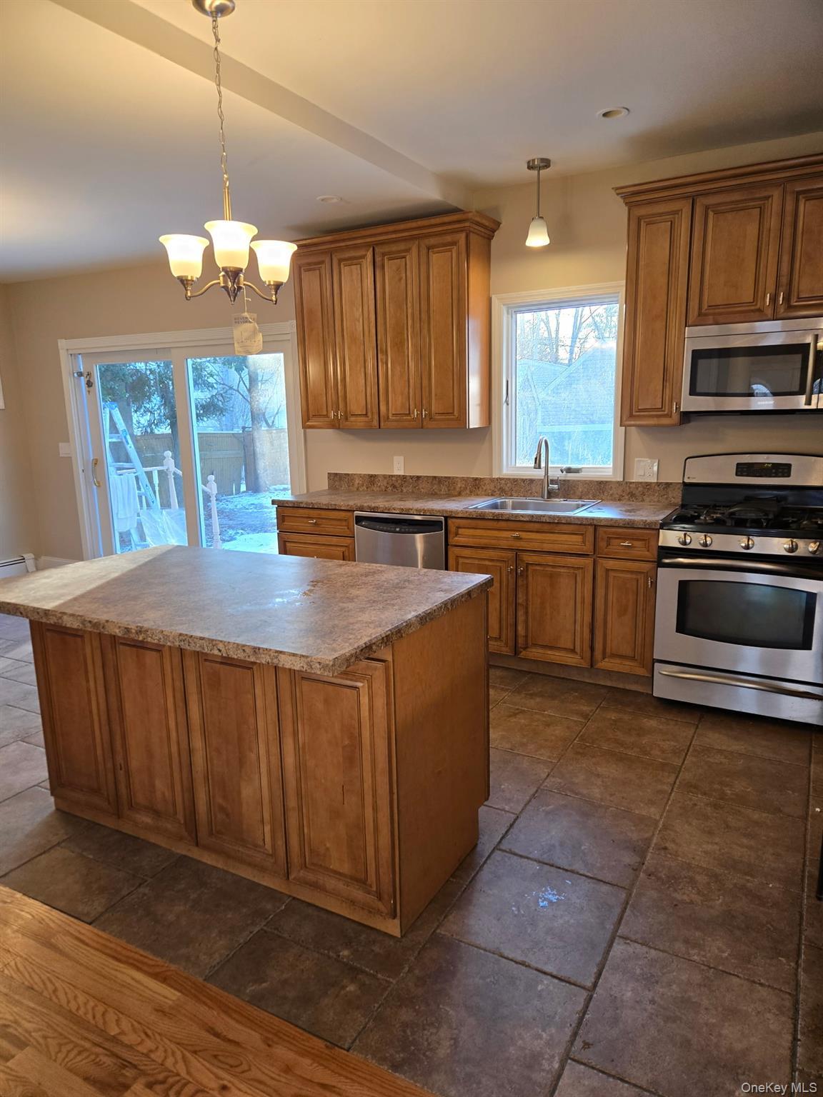 Single Family Babylon  Suffolk County, NY 11789, MLS-956887-5