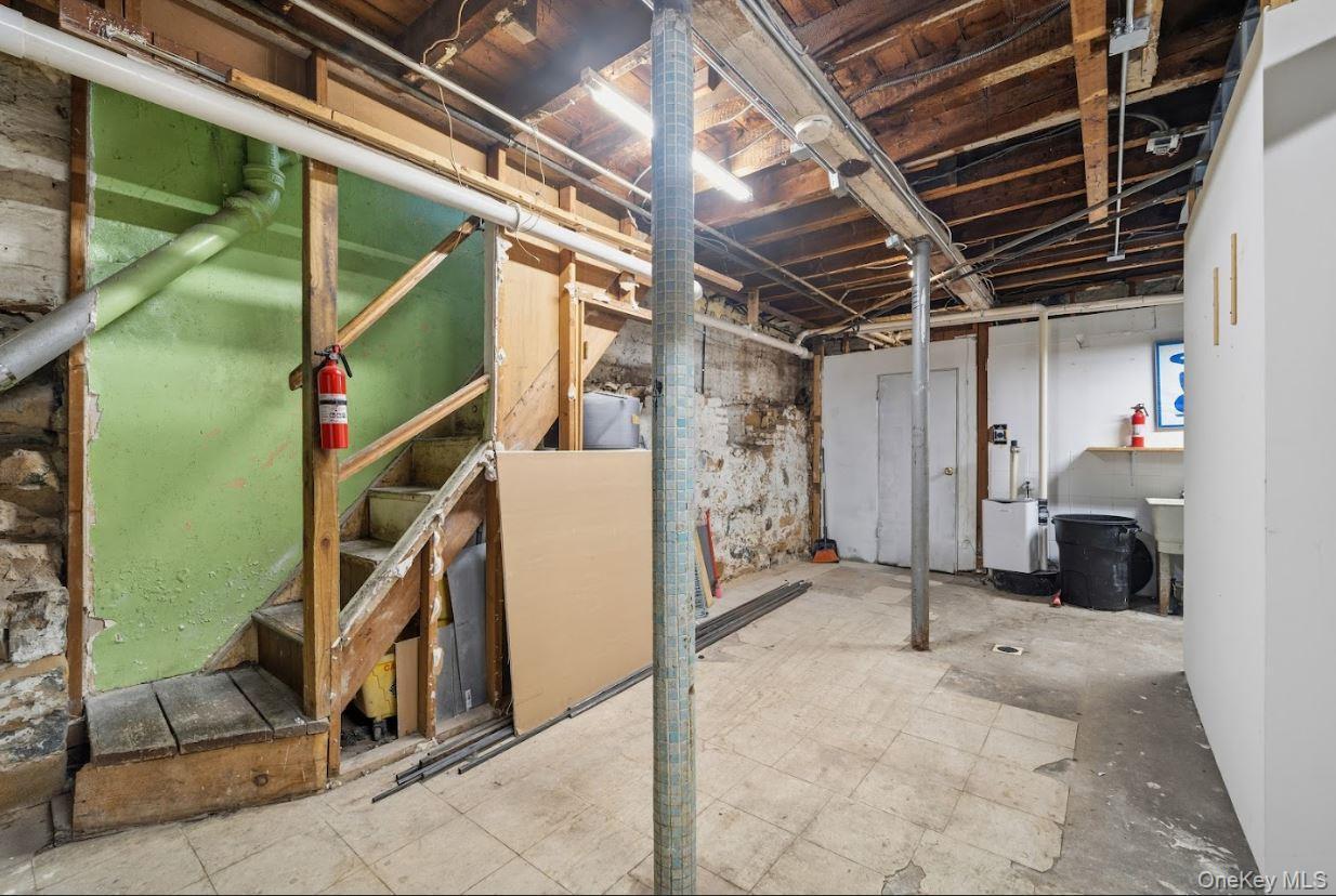 Single Family Jackie Robinson  Brooklyn, NY 11207, MLS-956890-24