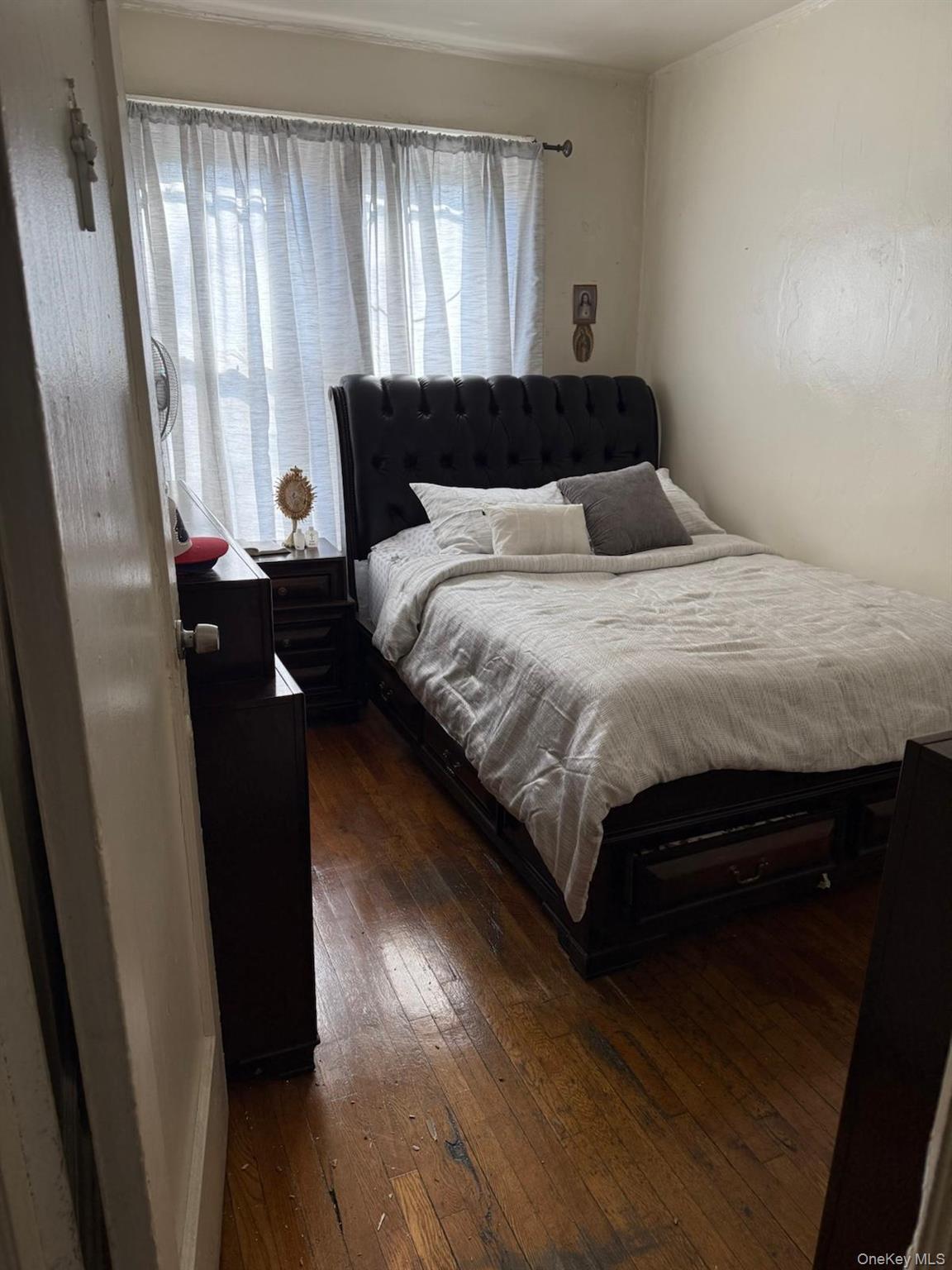 Single Family Ellis  Bronx, NY 10472, MLS-956897-11